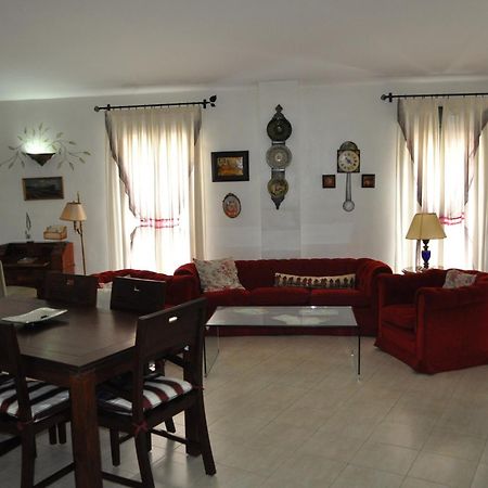 Apartamentos La Casa Pintada Caces Kamer foto