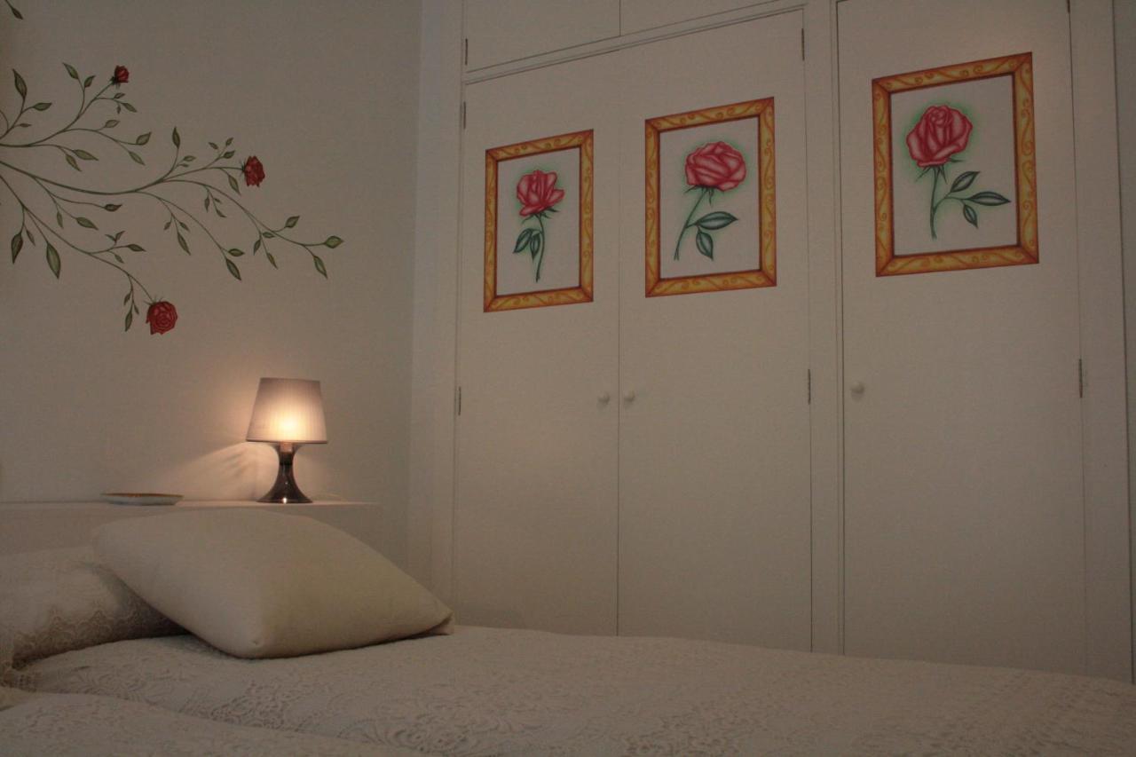 Apartamentos La Casa Pintada Caces Buitenkant foto